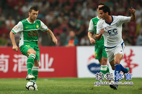 金年会共享体育平台-转会期北京国安备战英超，完成体检细节曝光，媒体盛赞，更衣室氛围转暖的简单介绍