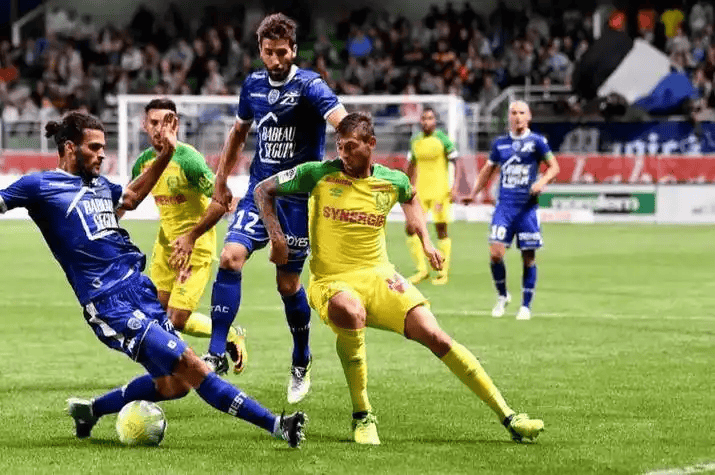 金年会登录入口-赛后法国杯焦点战；毕尔巴鄂竞技复出首秀；质疑声仍在；阵容厚度经受考验的简单介绍