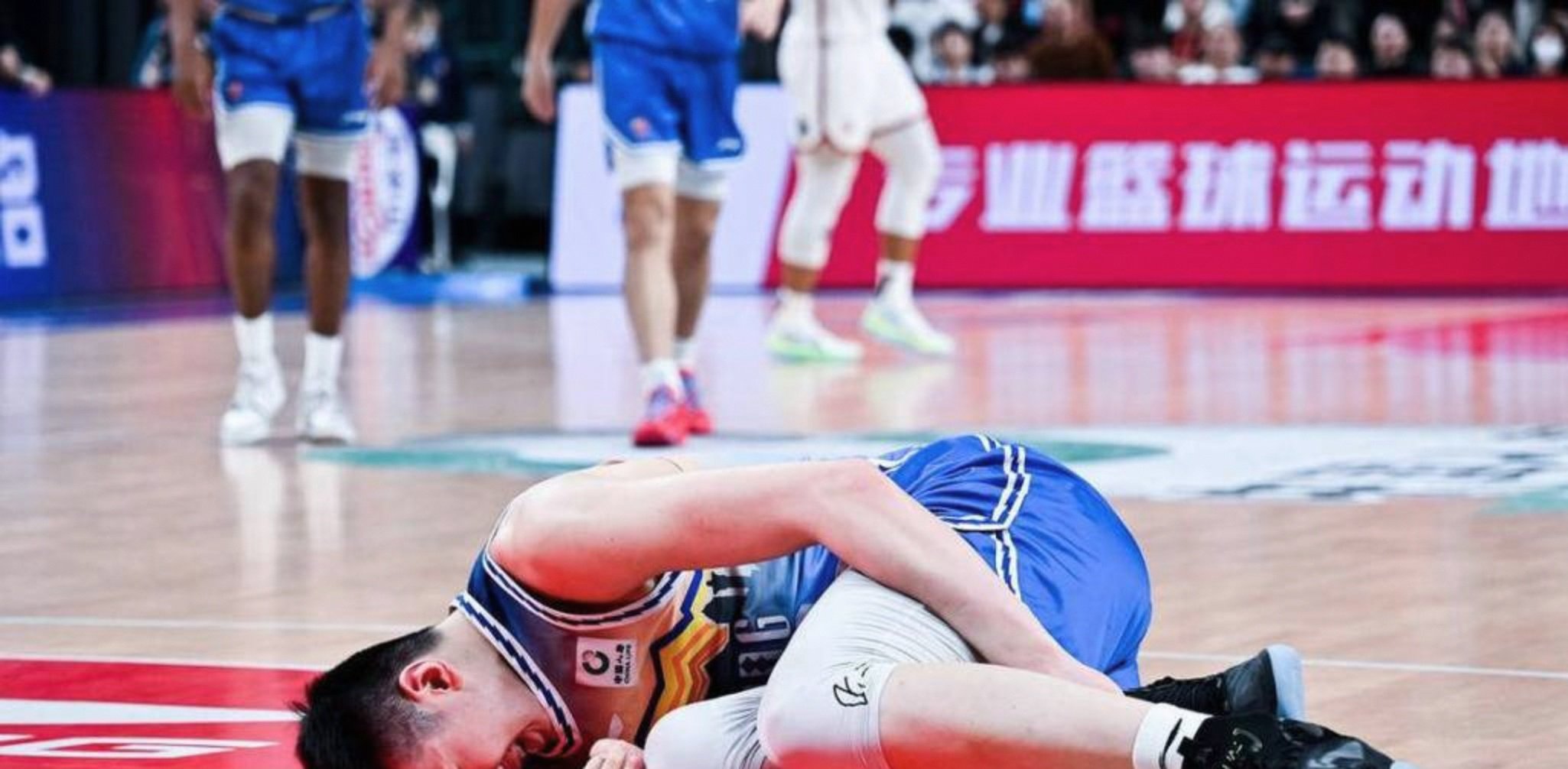 金年会入口-CBA常规赛赛程吃紧,金州勇士今晚外线爆发,震撼外界,控场能力受关注的简单介绍